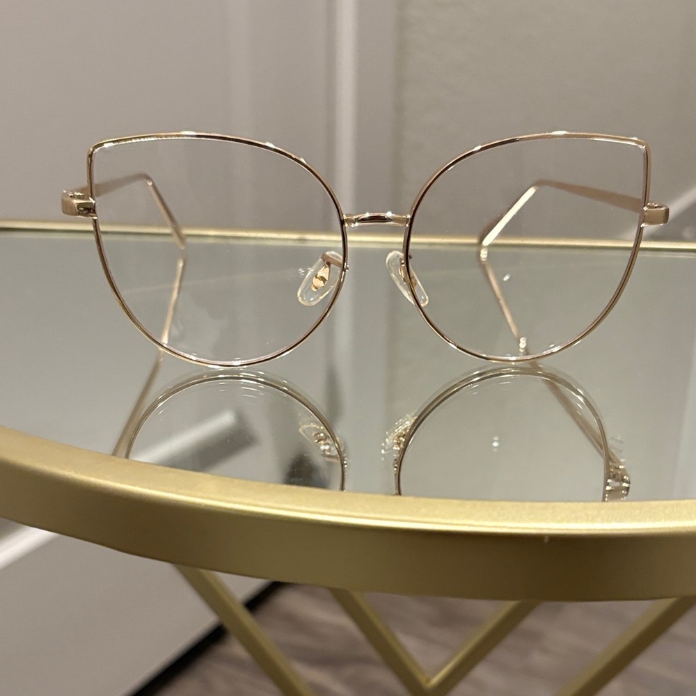 Elegant Gold Women's Glasses